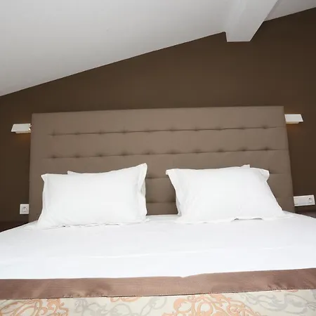 Real Apartment Polychrono