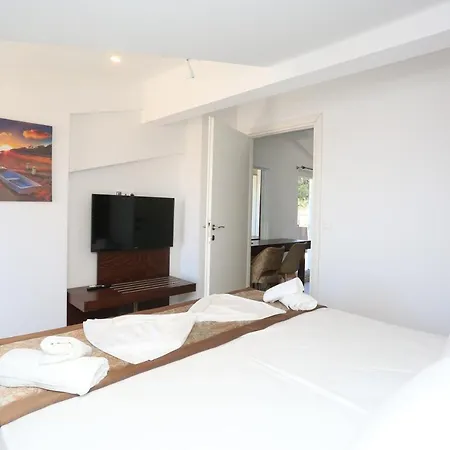 Real Apartment *
